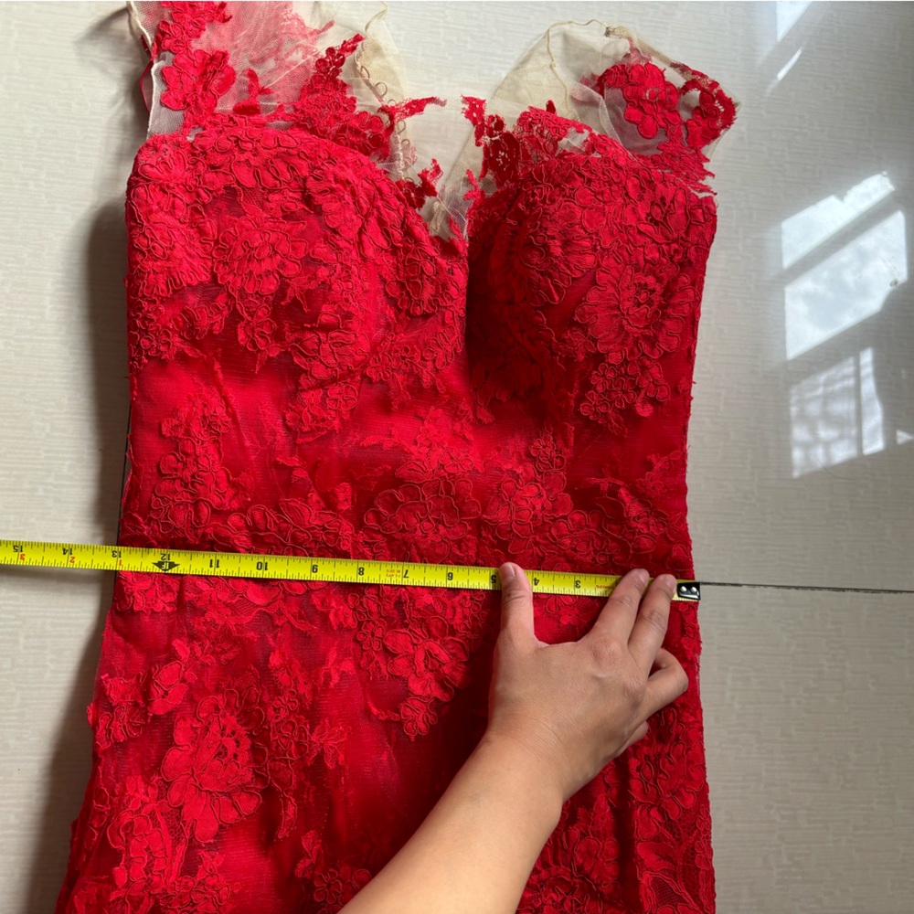 Pronovios red ball gown - Picture 6 of 8